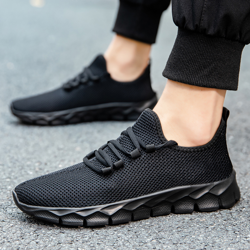 Outdoor Lighting Round - Men Sports Running Black Jogging Shoes