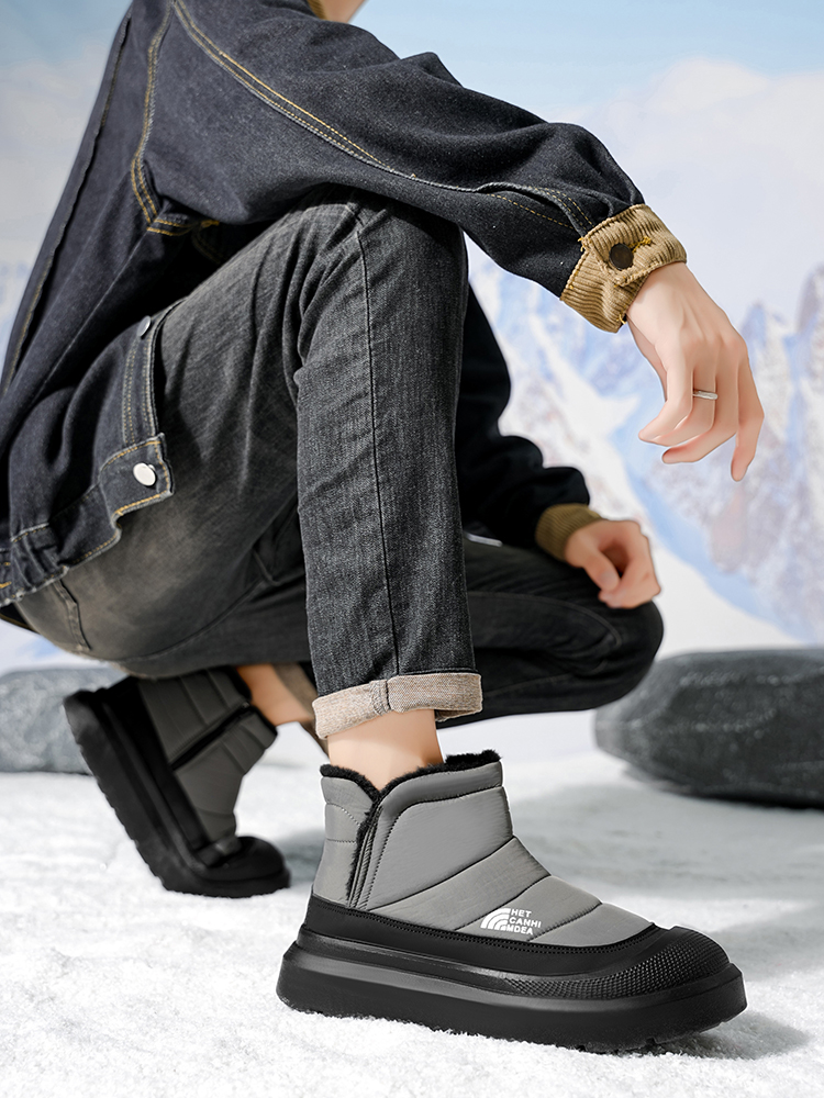 Winter Shoes Men 2026  Fur War - Outdoor Lighting Round ulasan dan harga